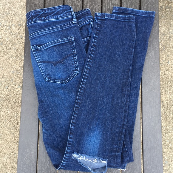 GAP sz 28 (6r) Ladies mid rise skinny jeans NICE! - Picture 3 of 8